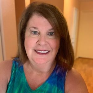 Meet your Posher, Gail